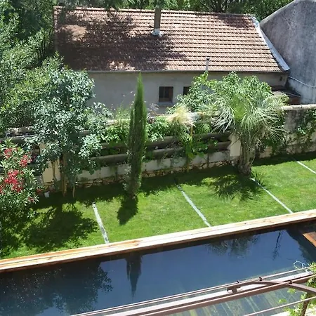 Contemporaine Villa Nîmes
